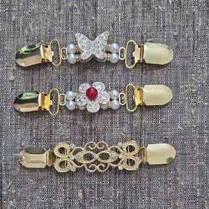 NWOT Lot of 3 Gold Sweater/Blouse Clips
